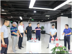 中國計量測試院包院長一行蒞臨美控進(jìn)行實地參訪
