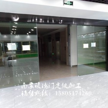 南京鋼化玻璃門(mén)